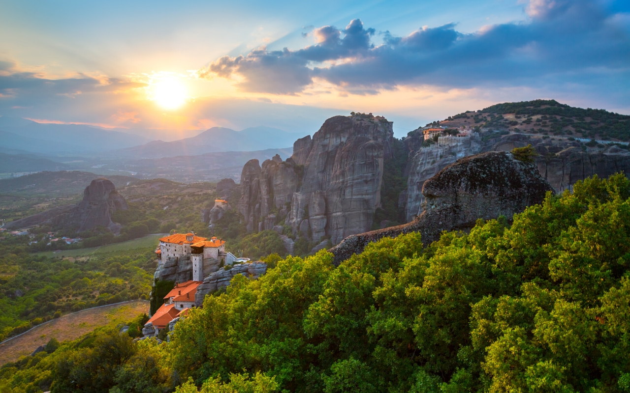 10 travel tips you should know before traveling to Greece