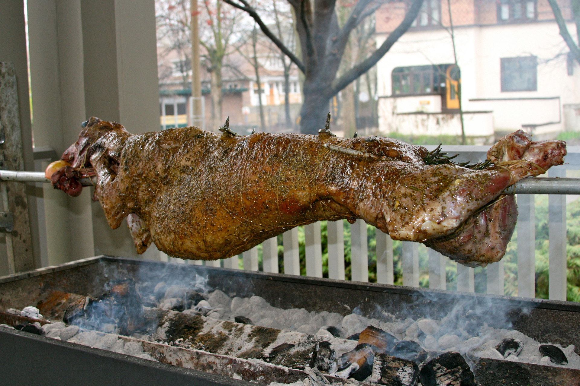 4 Greek Easter Traditions