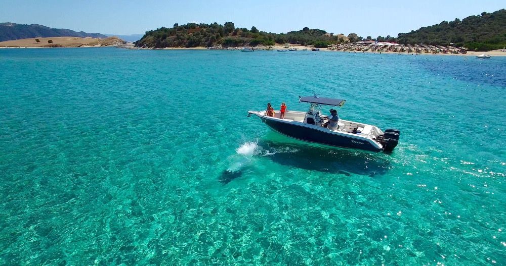 Rent a boat in Halkidiki from Ouranoupoli