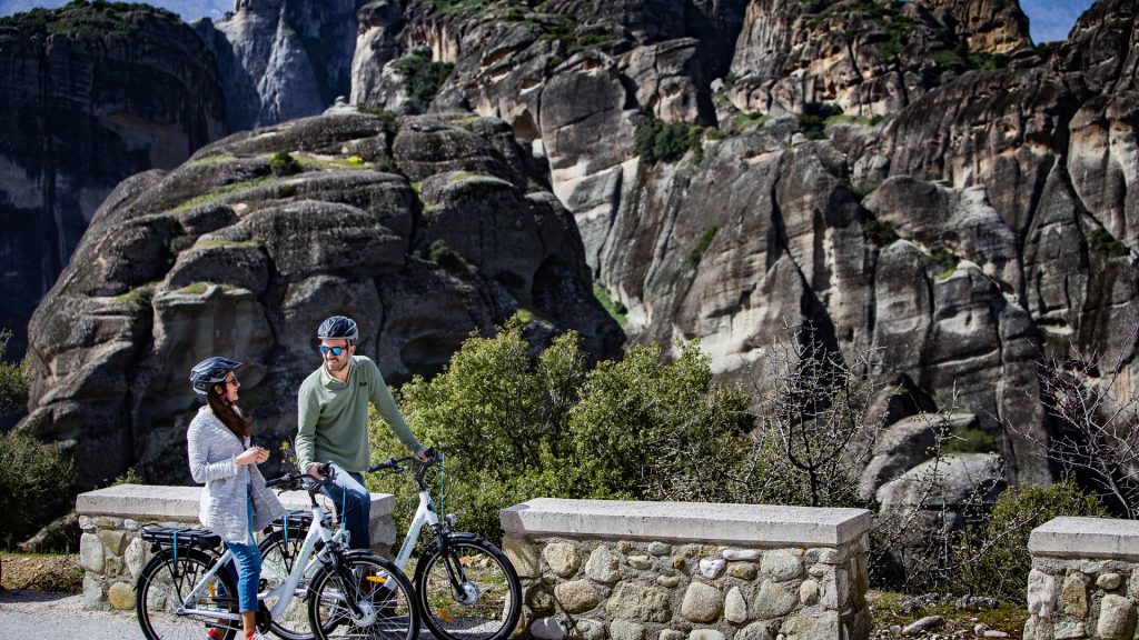 Morning Monastery E-Bike Tour in Meteora