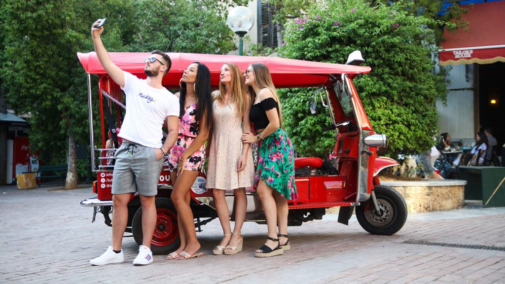 The alternative Athens city tour on a tuk tuk