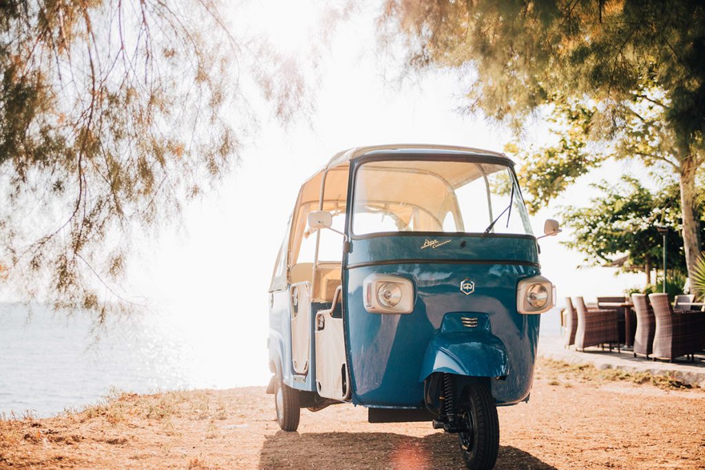 Sightseeing Tour of Historical Athens on Tuk Tuk