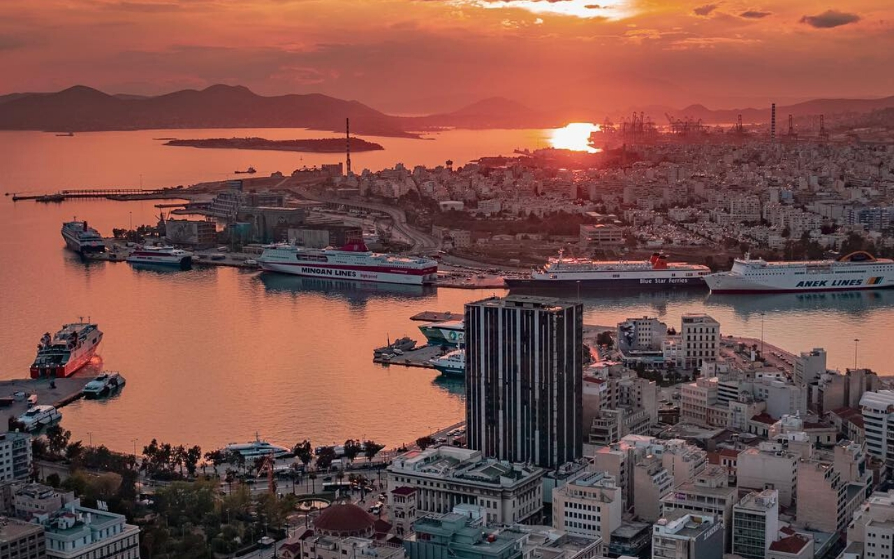 How to get to the Port of Piraeus - Grekaddict.com