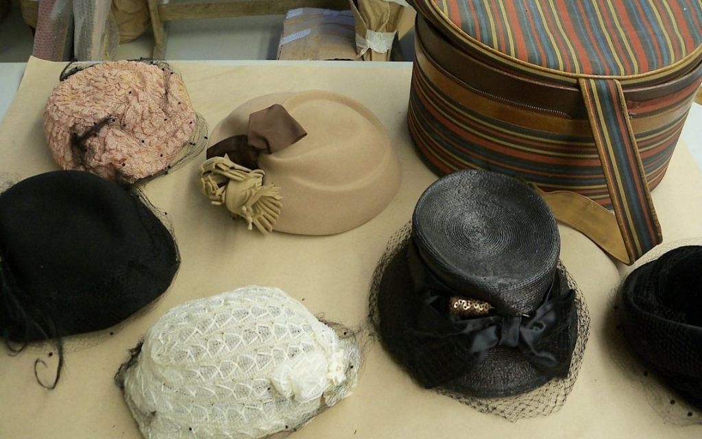Kids' hats - Museums in Athens, Greece